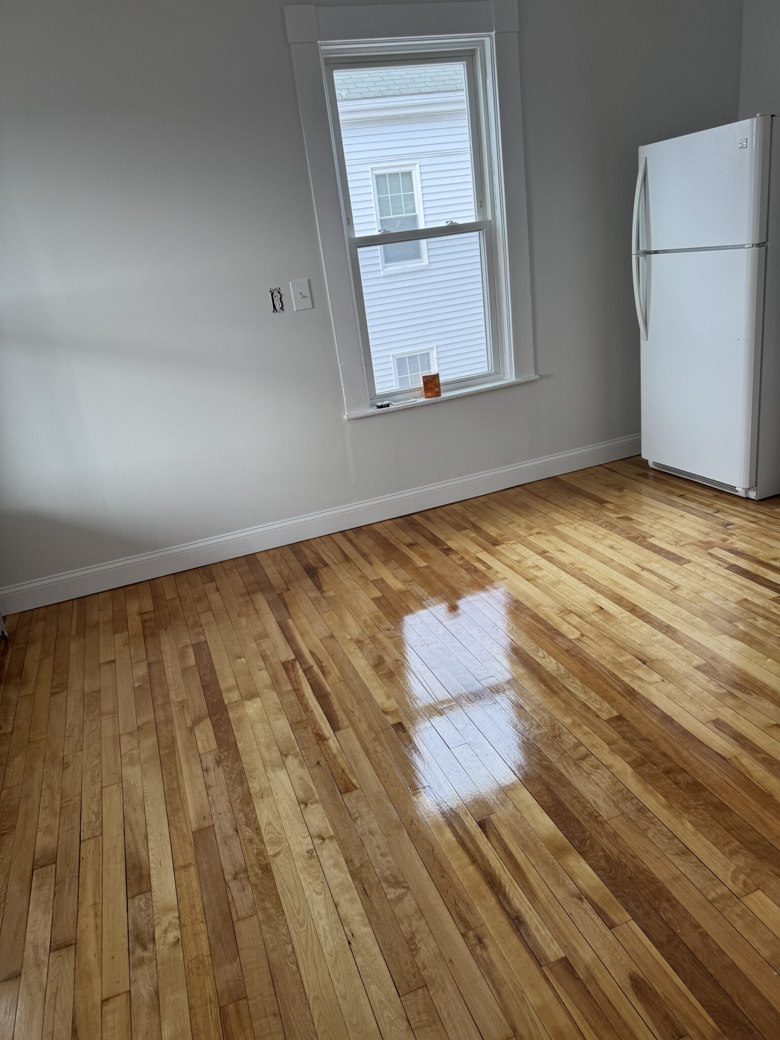 2 bed, 1 bath apartment for rent at 11 Barr St Unit 2, Salem — photo 7 of 10