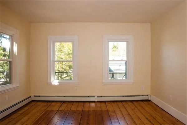5 bed, 2 bath apartment for rent at 11 Barrows Unit 2, Middleboro — photo 6 of 10