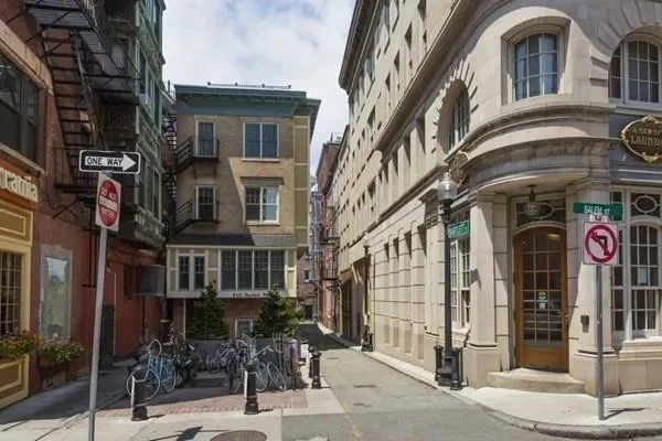 1 bed, 1 bath apartment for rent at 11 Bartlett Pl Unit 2, North End — photo 6 of 7