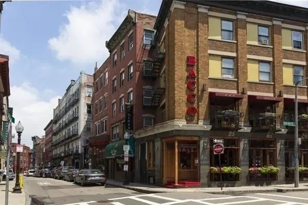 1 bed, 1 bath apartment for rent at 11 Bartlett Pl Unit 2, North End — photo 7 of 7