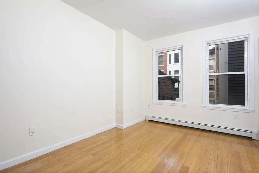 1 bed, 1 bath apartment for rent at 11 Bartlett Pl Unit 2, North End — photo 4 of 7