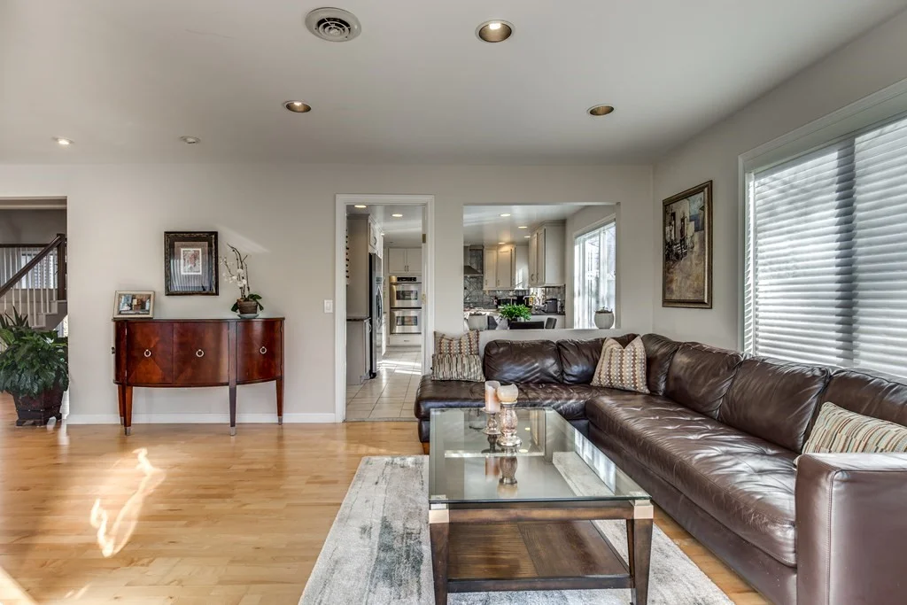 5 bed, 3 bath apartment for rent at 11 Beethoven Ave Unit 11, Waban — photo 11 of 29