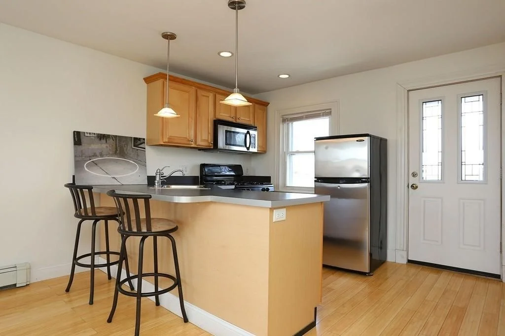 1 bed, 1 bath apartment for rent at 11 Bell Ct Unit 3, South Boston — photo 2 of 11