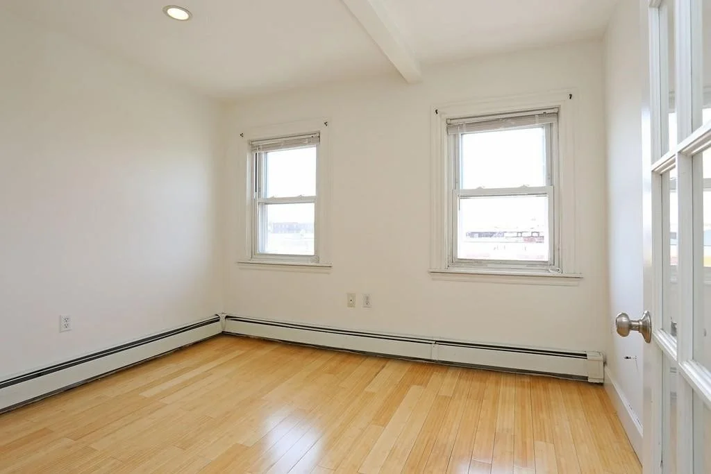 1 bed, 1 bath apartment for rent at 11 Bell Ct Unit 3, South Boston — photo 7 of 11