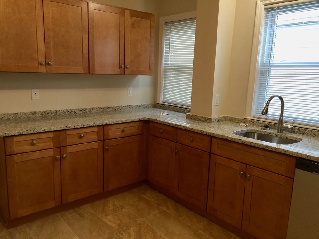 3 bed, 1 bath apartment for rent at 11 Belmont Unit 3, Everett — photo 1 of 8