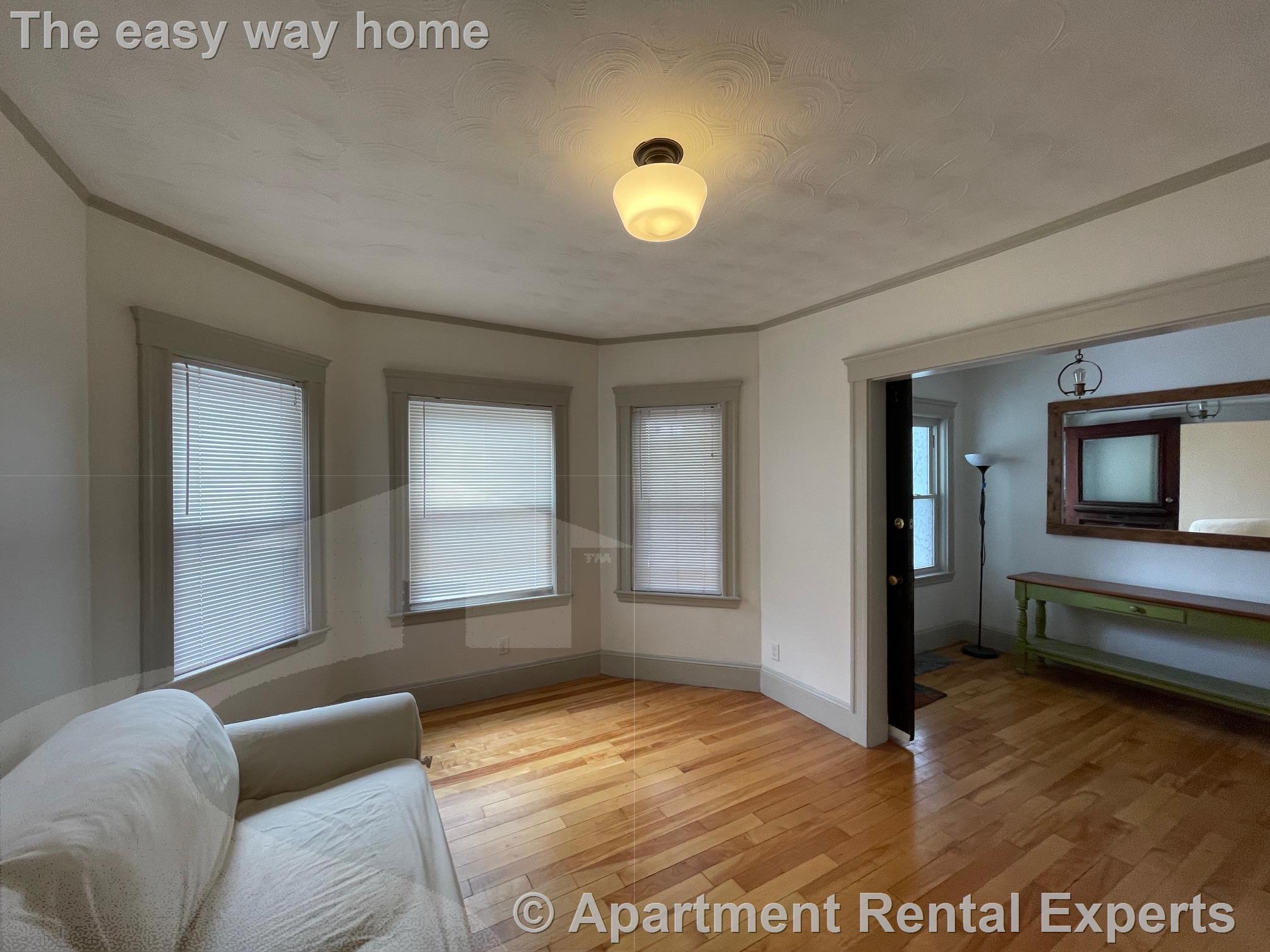 2 bed, 1 bath apartment for rent at 11 Benton Rd Unit 1, Tufts — photo 4 of 20