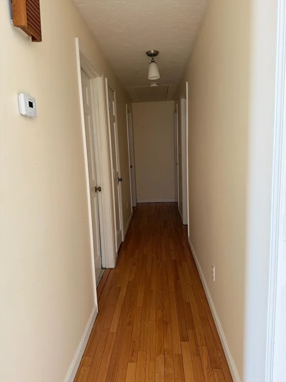 4 bed, 2 bath apartment for rent at 11 Bluegrass Ln, Shrewsbury — photo 15 of 19