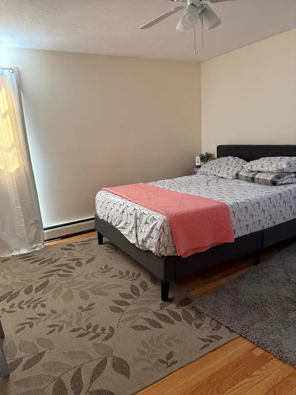 4 bed, 2 bath apartment for rent at 11 Bluegrass Ln, Shrewsbury — photo 9 of 19