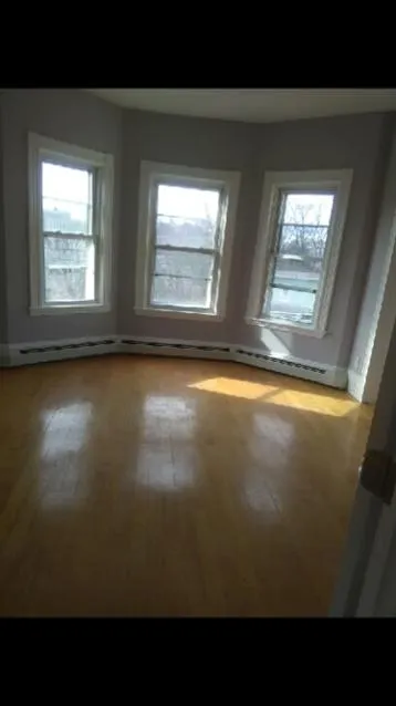 2 bed, 1 bath apartment for rent at 11 Boardman St Unit 2, East Boston — photo 4 of 11