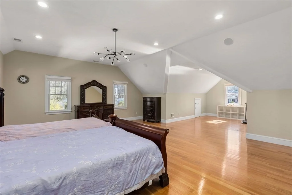 5 bed, 4+ bath apartment for rent at 11 Bobolink Rd, Newton Lower Falls — photo 30 of 33