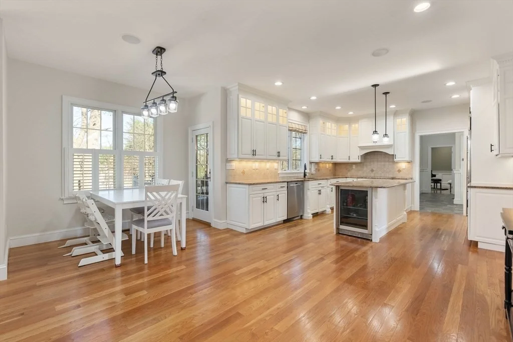 5 bed, 4+ bath apartment for rent at 11 Bobolink Rd, Newton Lower Falls — photo 2 of 33