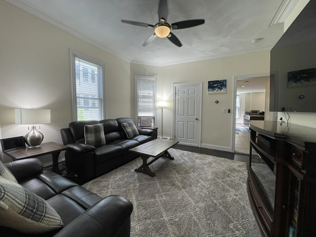 2 bed, 1 bath apartment for rent at 11 Bowdoin Ave Unit 1, Dorchester — photo 1 of 17