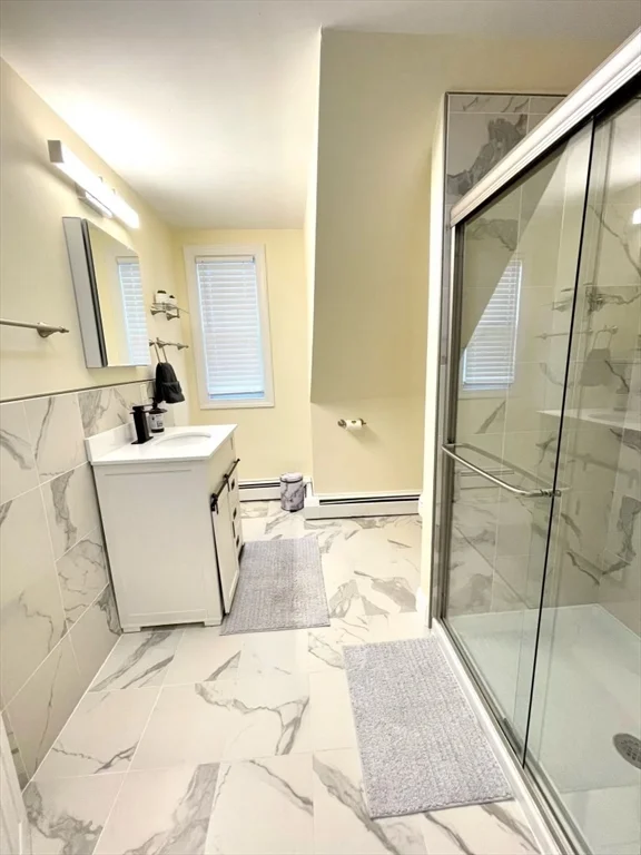 6 bed, 3 bath apartment for rent at 11 Bowdoin Ave Unit 2, Dorchester — photo 21 of 33