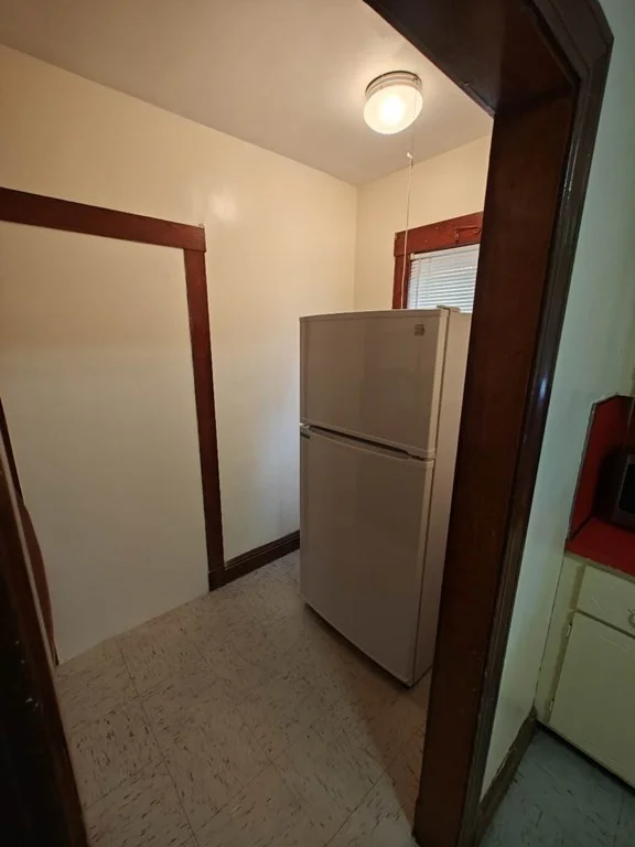 3 bed, 1 bath apartment for rent at 11 Briggs St Unit 11, Quincy — photo 10 of 10
