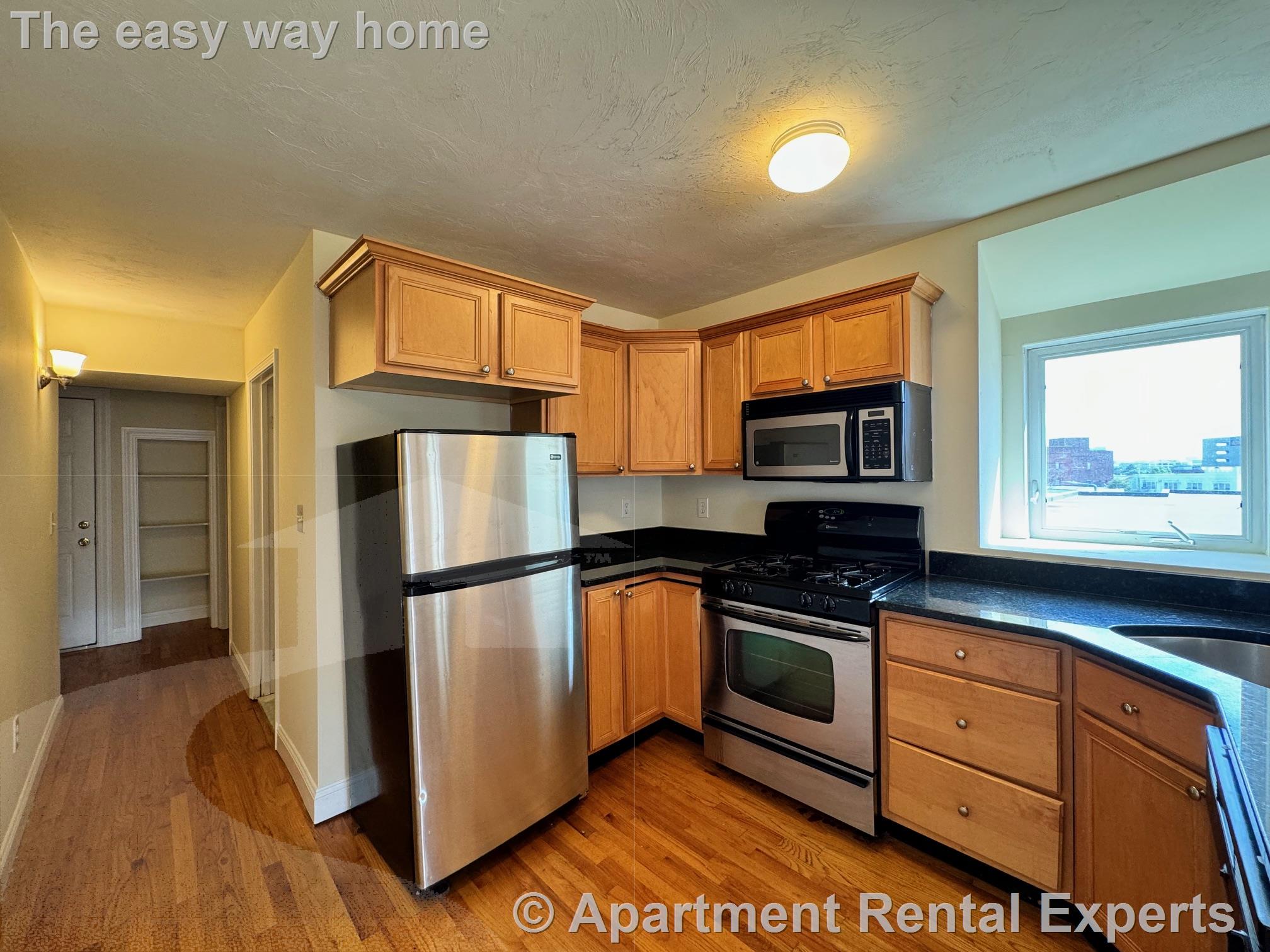 1 bed, 2 bath apartment for rent at 11 Brighton St Unit 3, Charlestown — photo 3 of 13