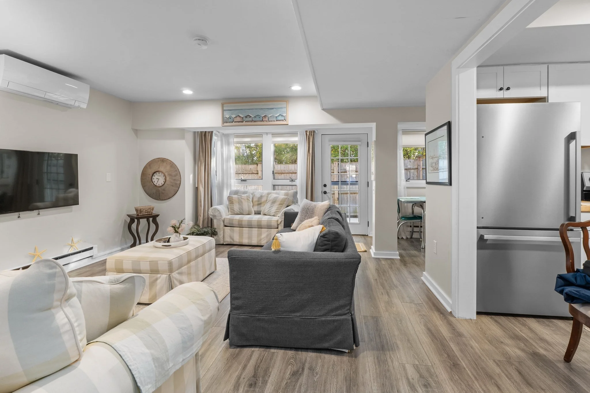 1 bed, 1 bath apartment for rent at 11 Broadway Ave Unit C, Rockport — photo 9 of 23
