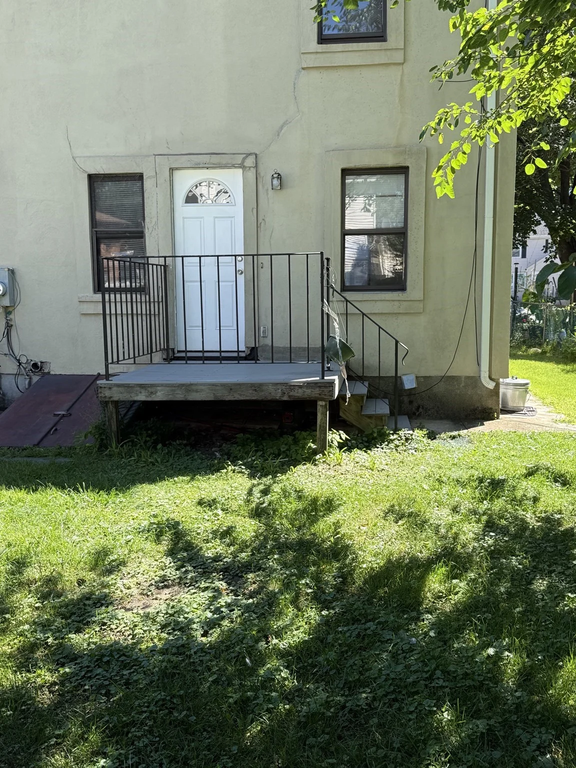 2 bed, 1 bath apartment for rent at 11 Brownell Cir Unit 1, Tatnuck — photo 23 of 24