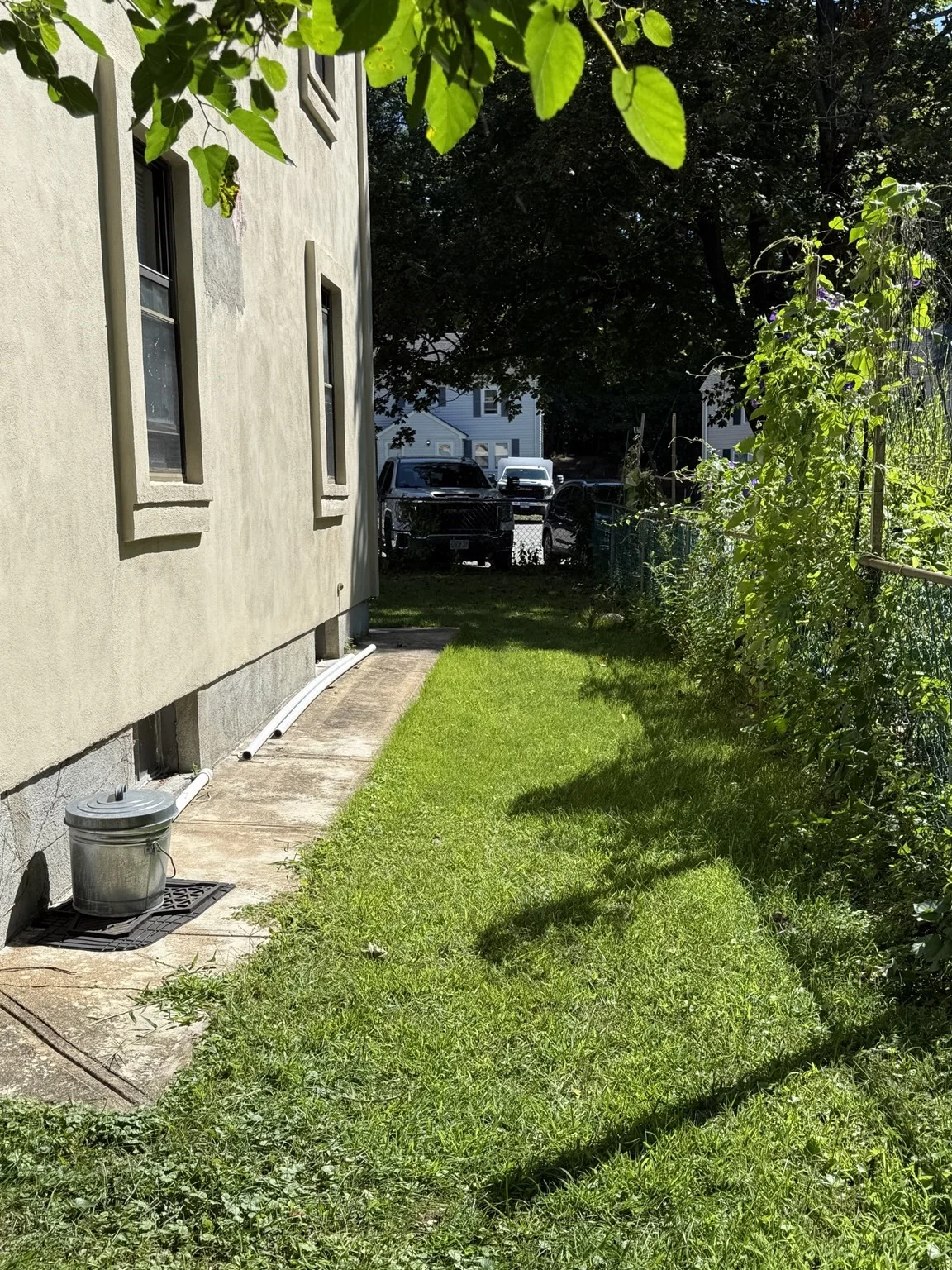 2 bed, 1 bath apartment for rent at 11 Brownell Cir Unit 1, Tatnuck — photo 24 of 24