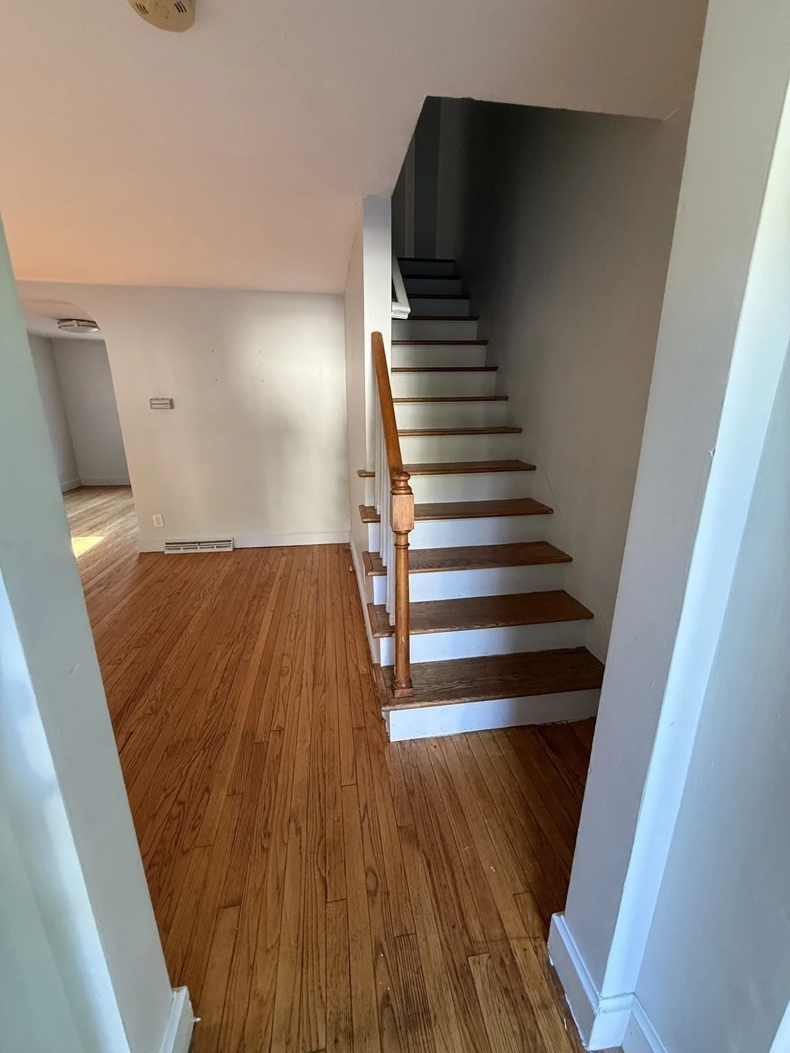 2 bed, 1 bath apartment for rent at 11 Brownell Cir Unit 1, Tatnuck — photo 9 of 24