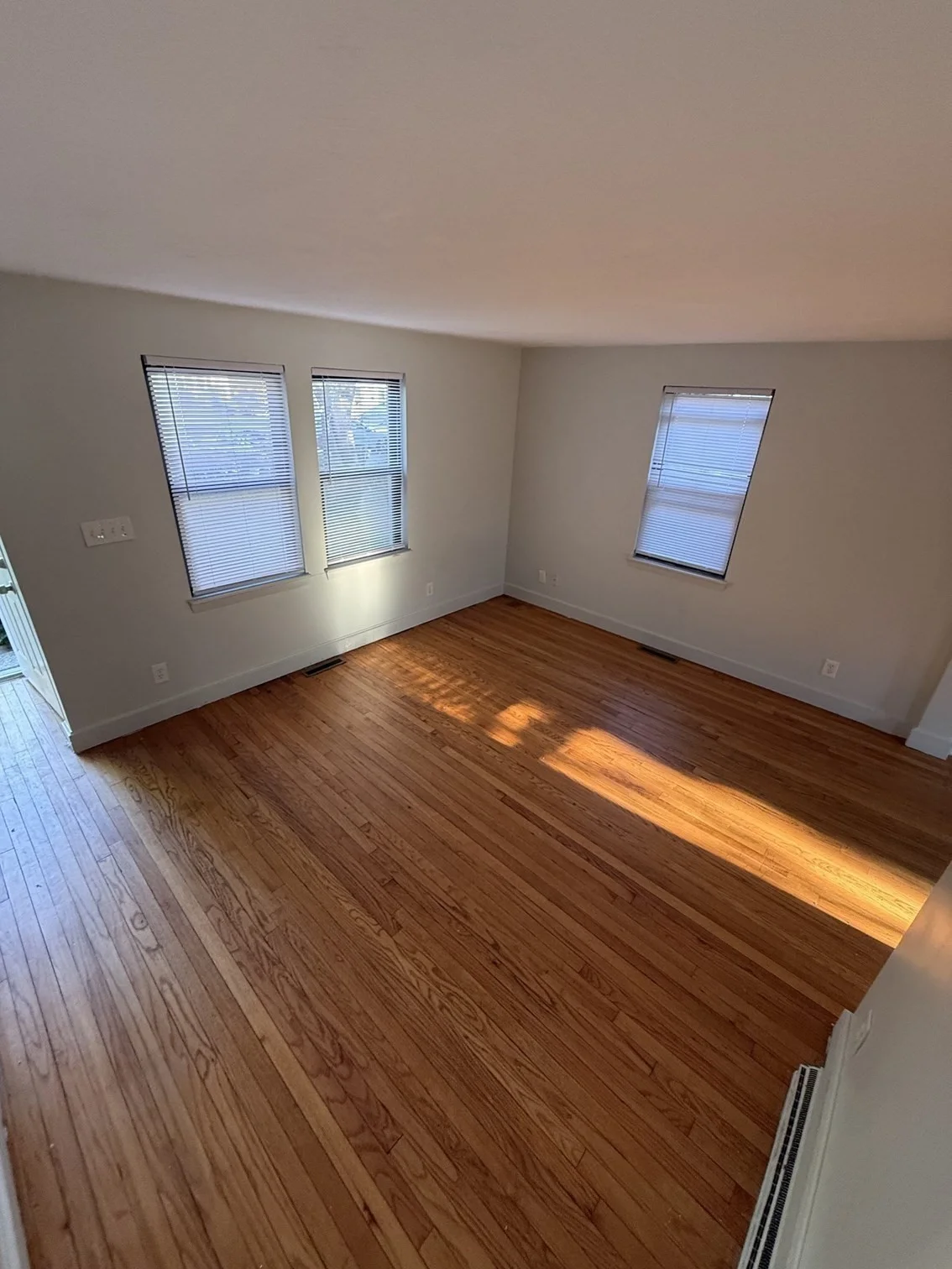 2 bed, 1 bath apartment for rent at 11 Brownell Cir Unit 1, Tatnuck — photo 6 of 24