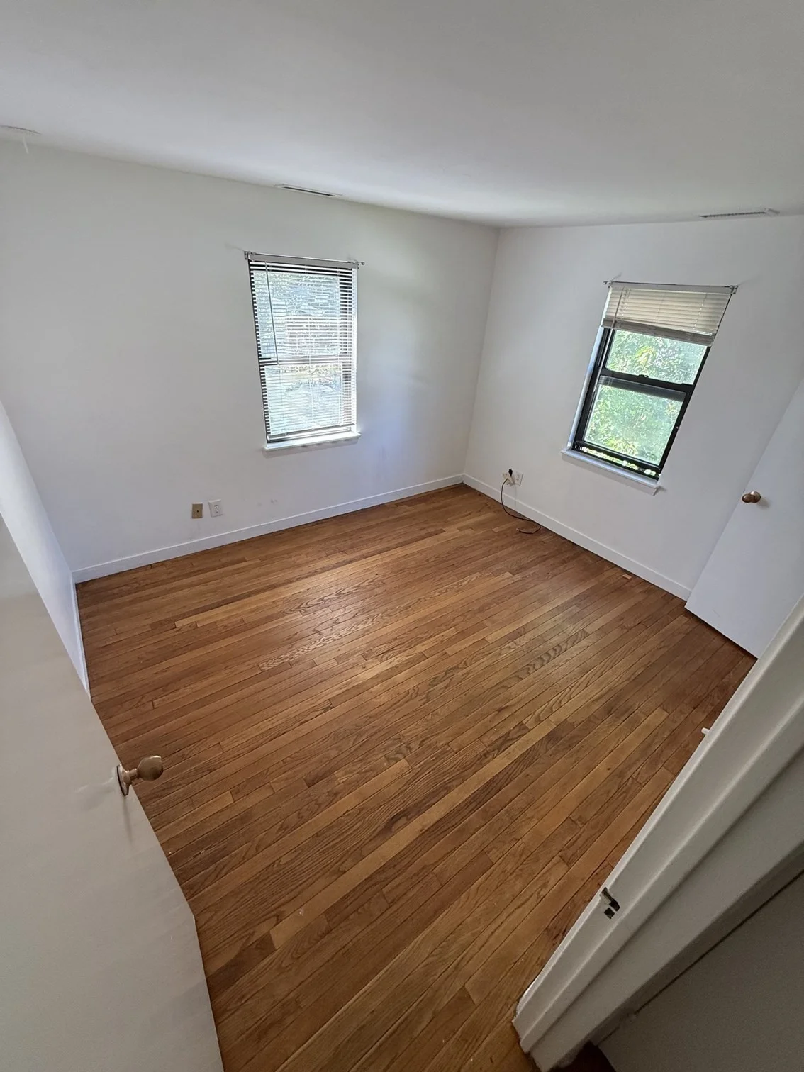 2 bed, 1 bath apartment for rent at 11 Brownell Cir Unit 1, Tatnuck — photo 20 of 24