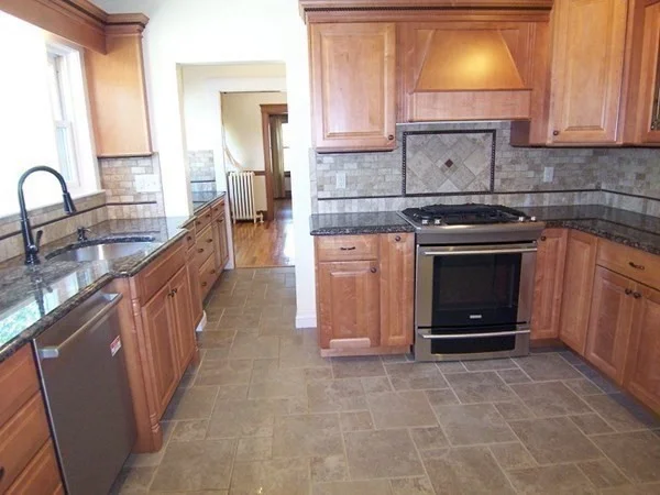 2 bed, 1 bath apartment for rent at 11 Burch St Unit 11, East Arlington — photo 10 of 24