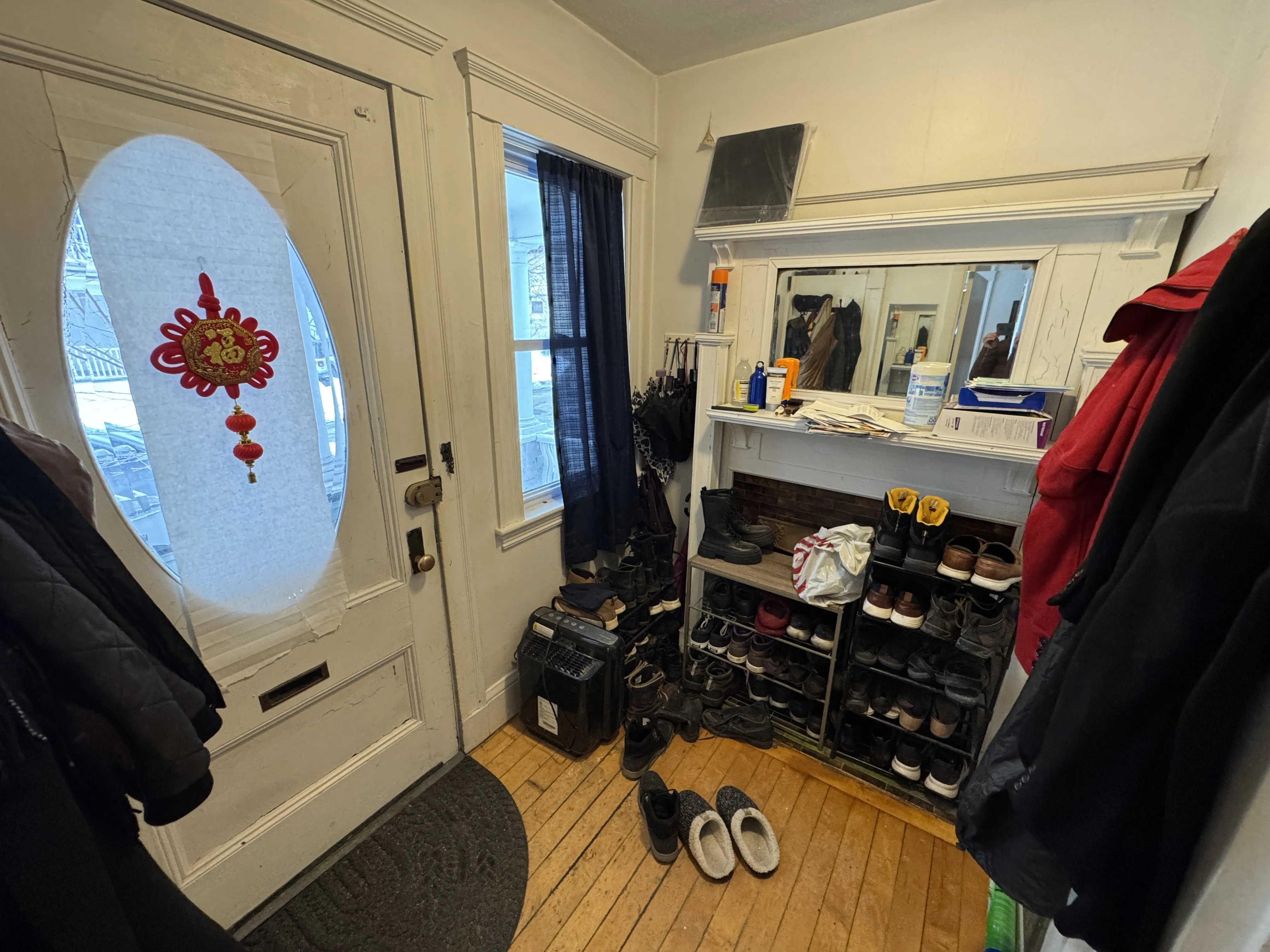 4 bed, 2.5 bath apartment for rent at 11 Burnham St Unit 1, Tufts — photo 9 of 19