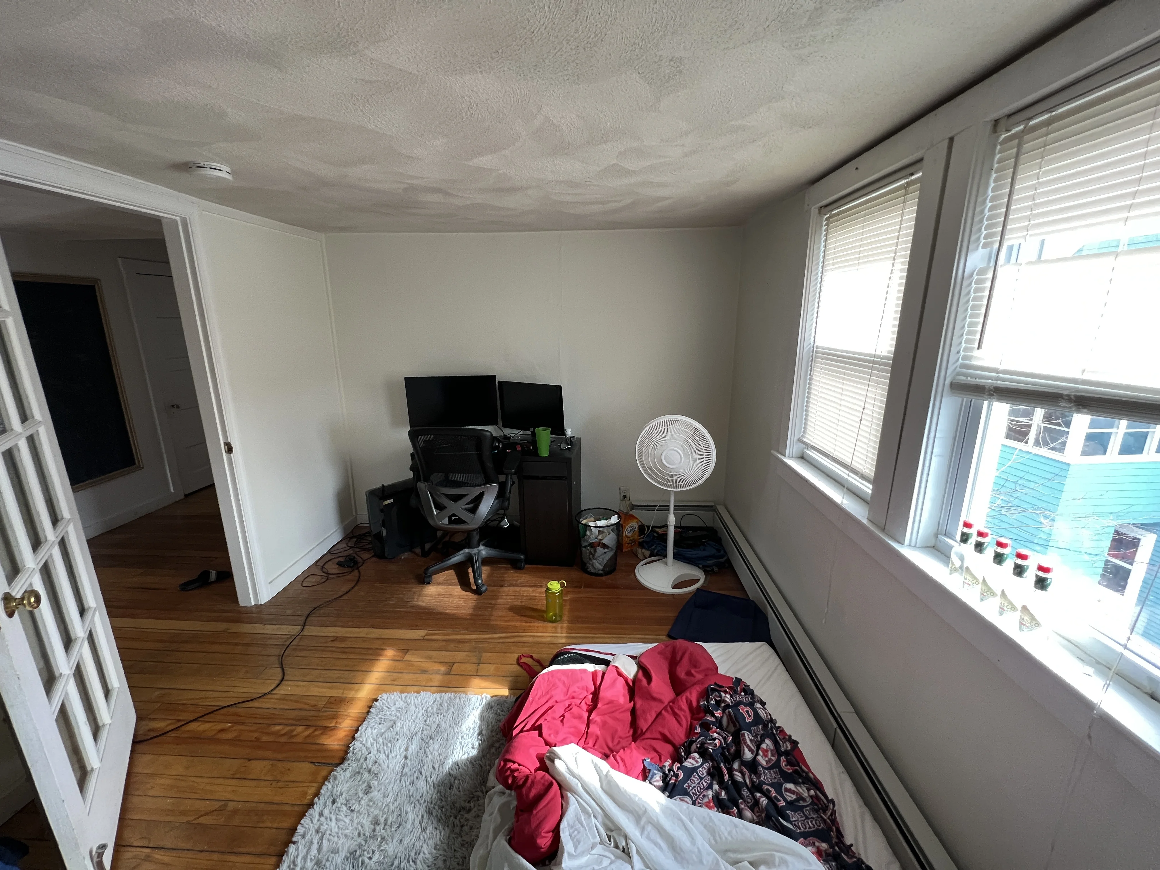 2 bed, 1 bath apartment for rent at 11 Burnham St Unit 3, Tufts — photo 12 of 16