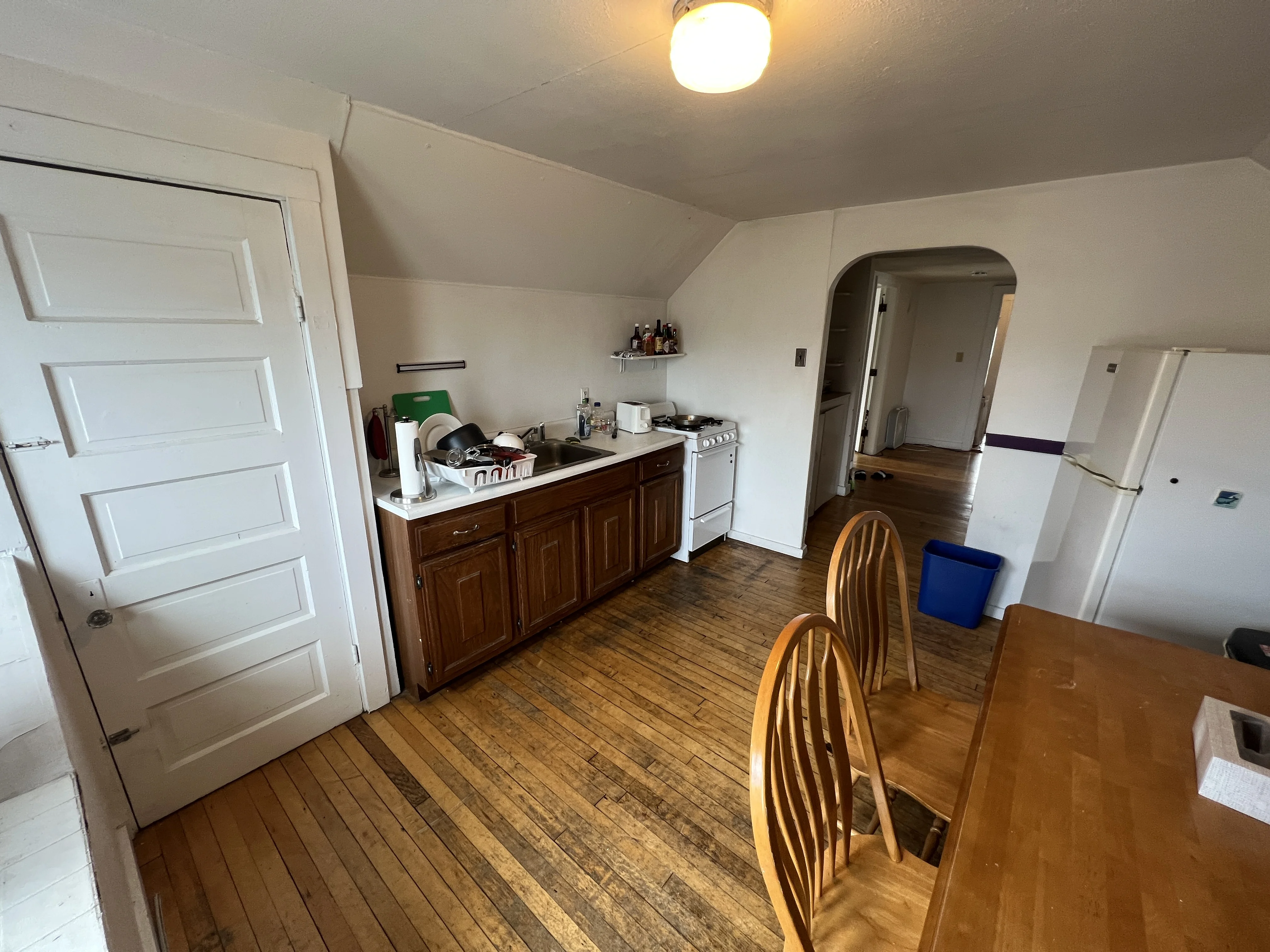 2 bed, 1 bath apartment for rent at 11 Burnham St Unit 3, Tufts — photo 15 of 16