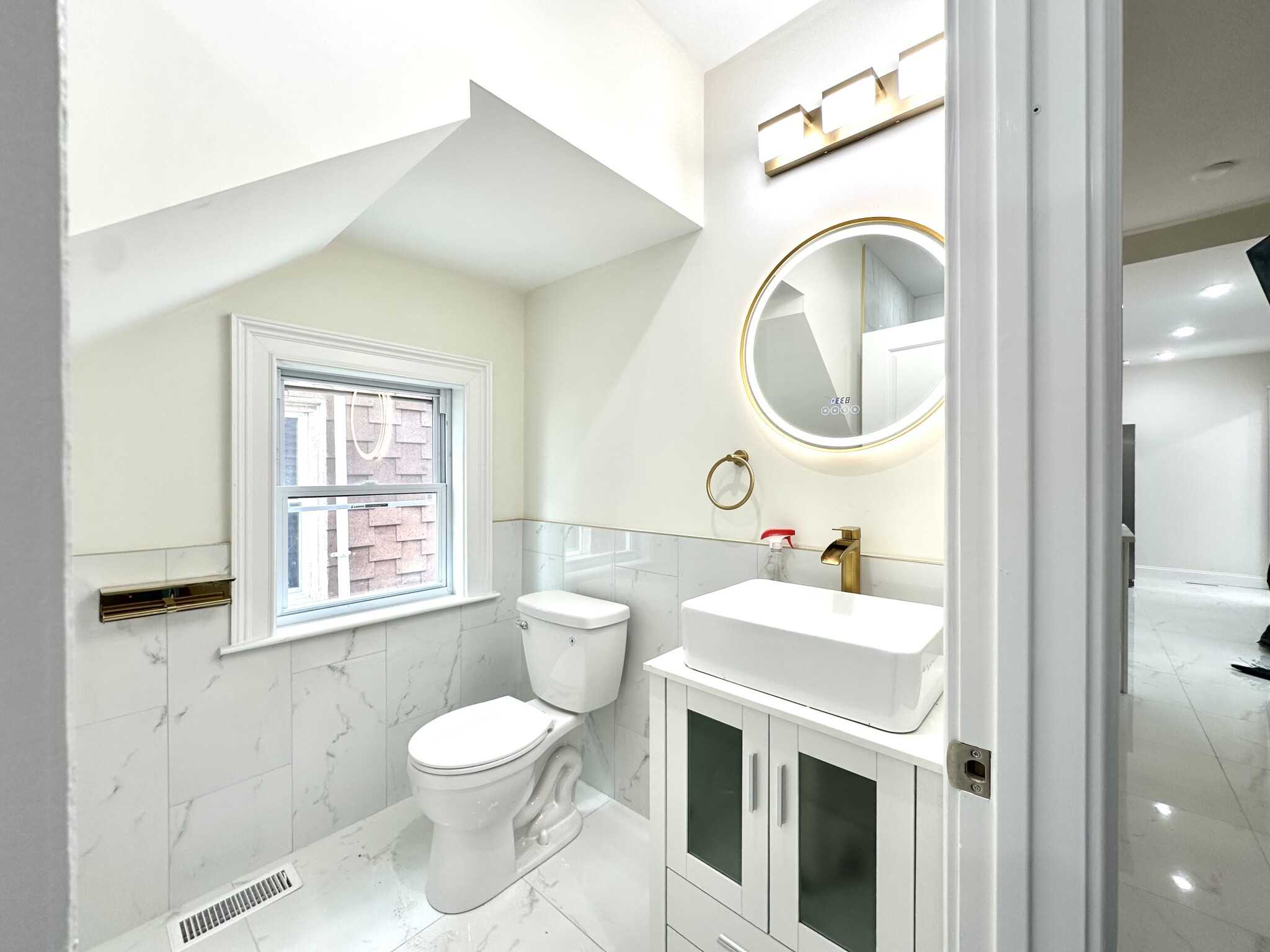 3 bed, 2 bath apartment for rent at 11 Burrell St Unit 1, Roxbury — photo 11 of 11