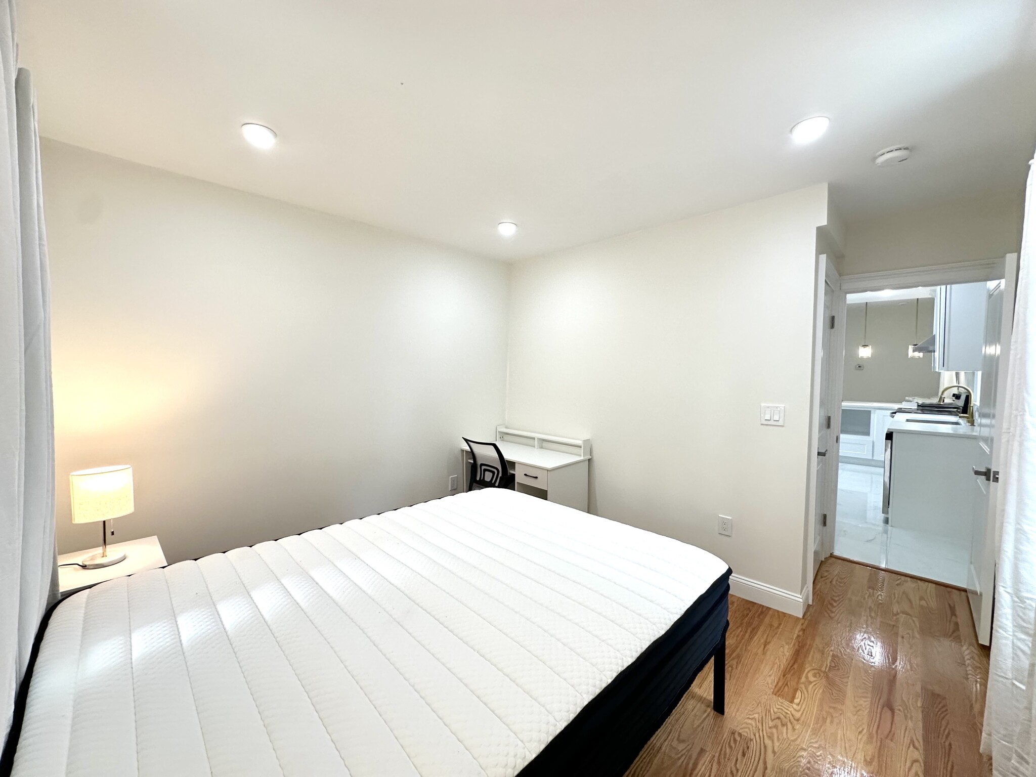 3 bed, 2 bath apartment for rent at 11 Burrell St Unit 1, Roxbury — photo 3 of 11