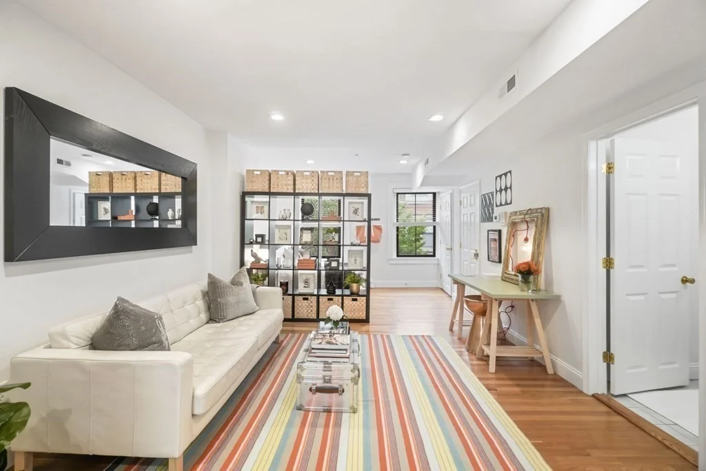 Studio bed, 1 bath apartment for rent at 11-C Waltham St Unit 3, South End — photo 4 of 16