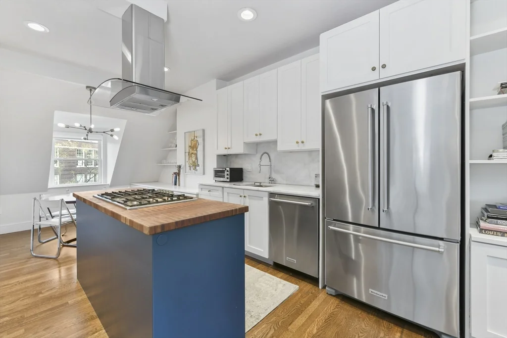 1 bed, 1 bath apartment for rent at 11-C Waltham St Unit 4, South End — photo 2 of 11