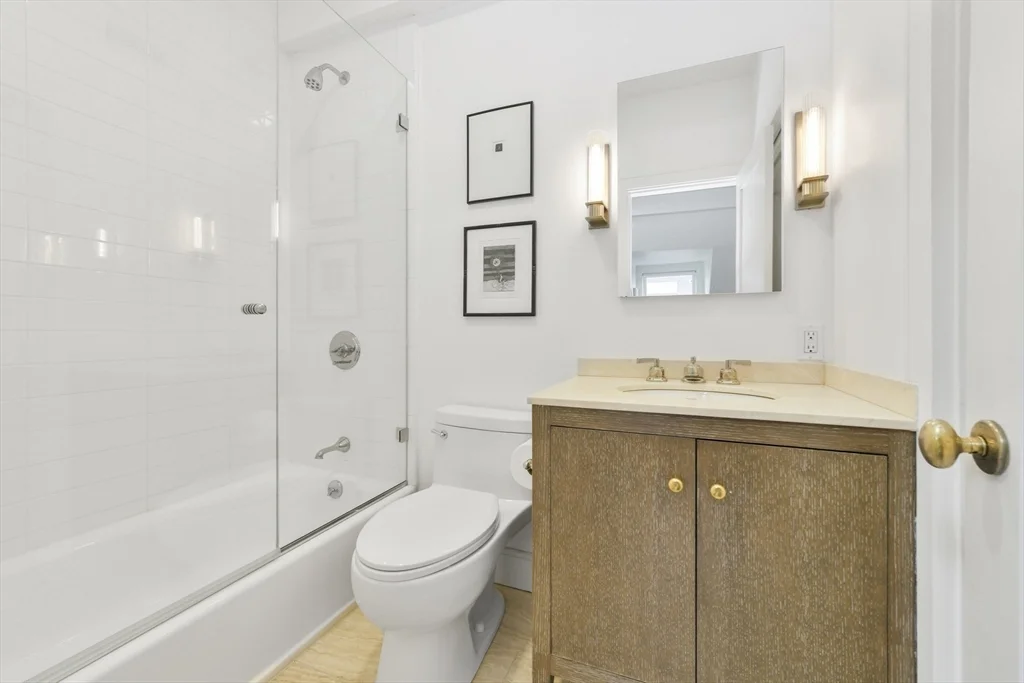1 bed, 1 bath apartment for rent at 11-C Waltham St Unit 4, South End — photo 8 of 11
