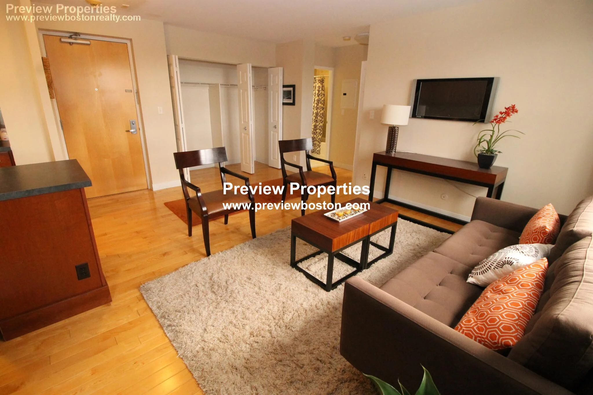 1 bed, 1 bath apartment for rent at 11 Camelot Ct Unit 11-3BP, Brighton — photo 4 of 29