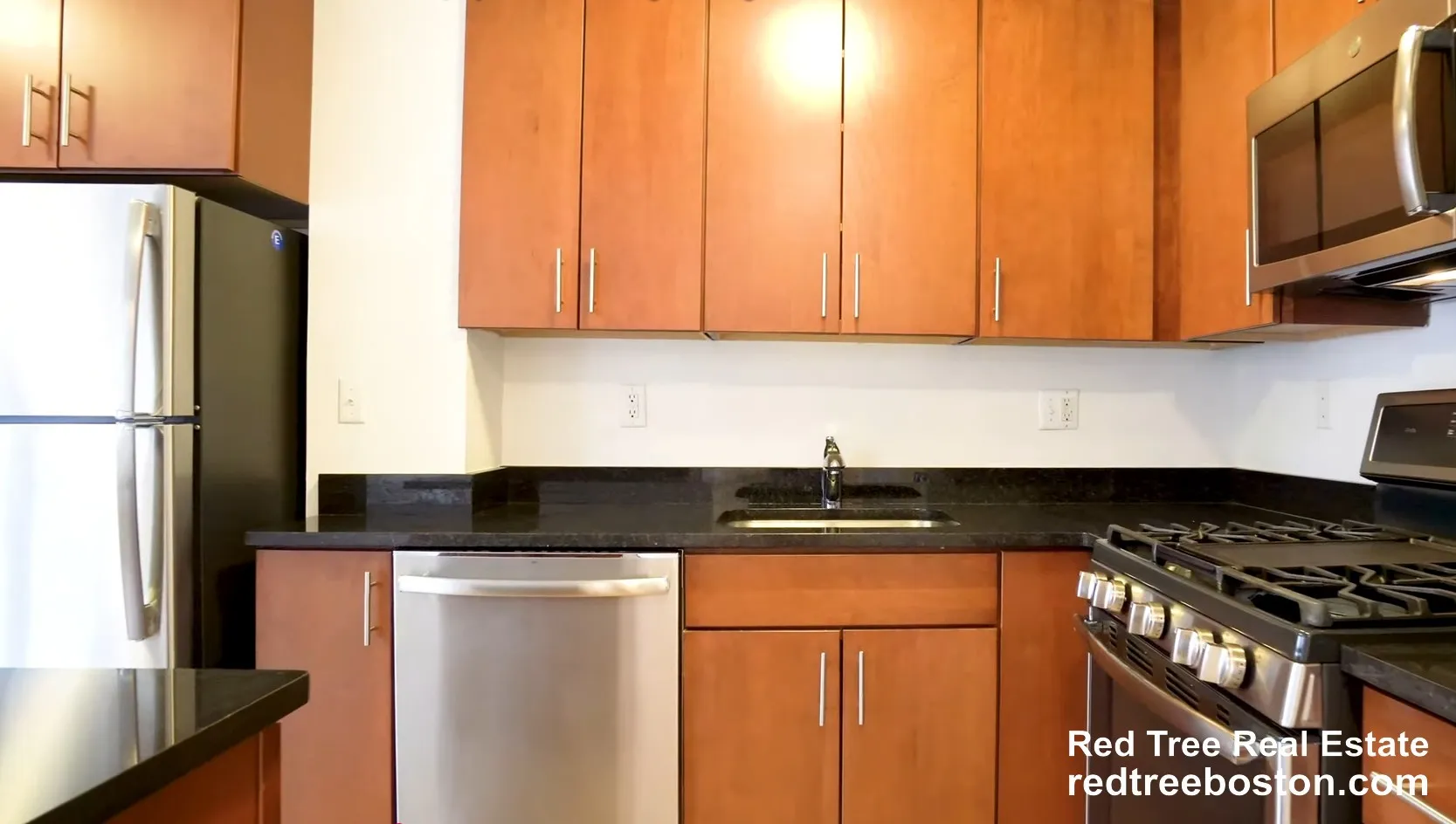 2 bed, 1 bath apartment for rent at 11 Camelot Ct Unit 7D, Brighton — photo 2 of 19