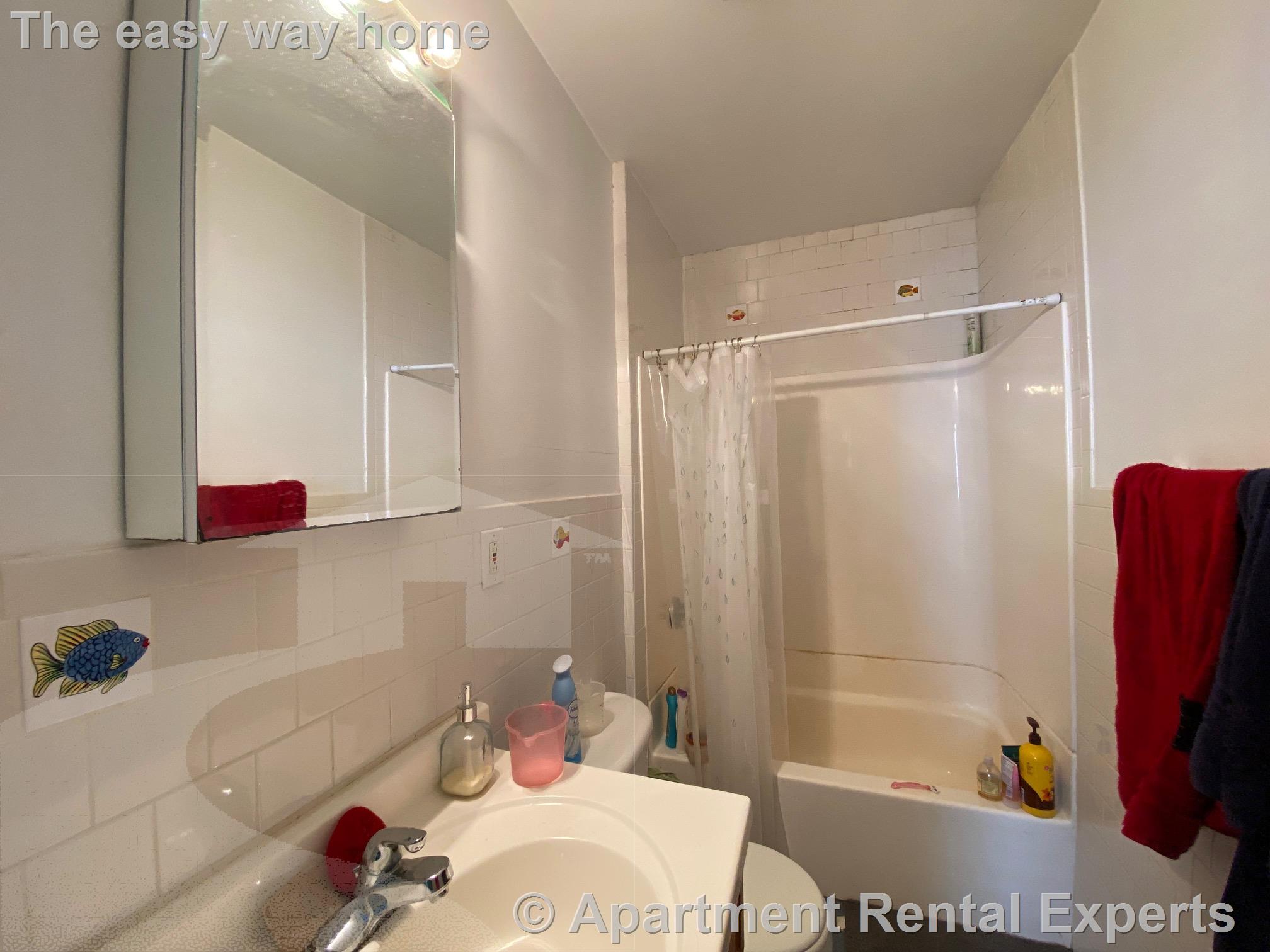 2 bed, 1 bath apartment for rent at 11 Cameron Ave Unit 1, Davis Square — photo 15 of 17