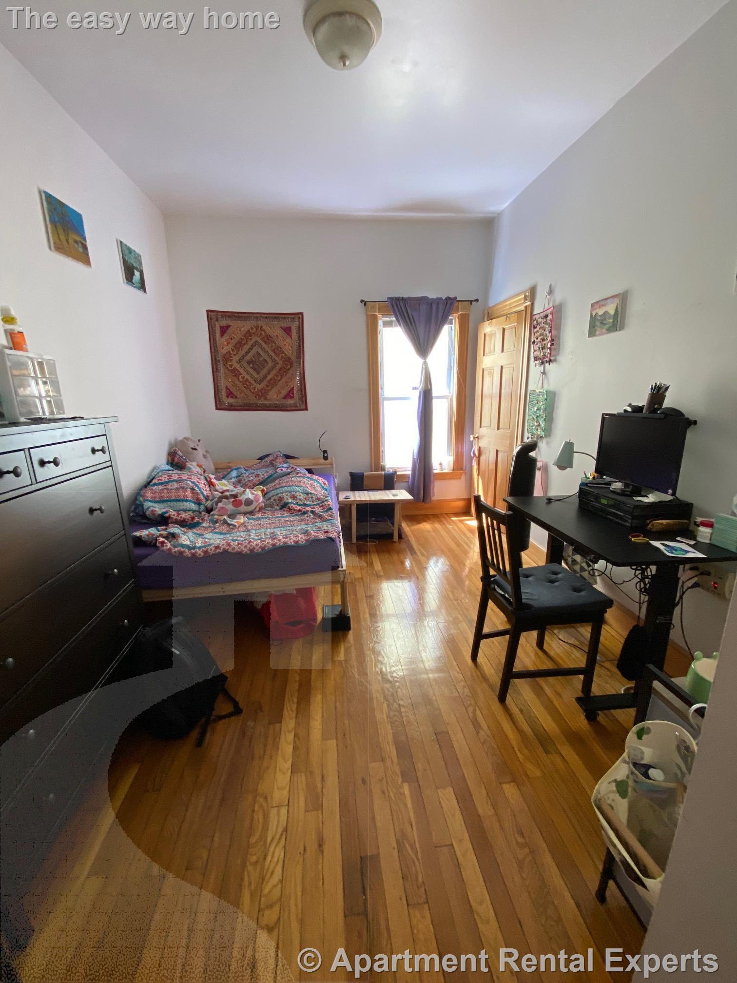 2 bed, 1 bath apartment for rent at 11 Cameron Ave Unit 1, Davis Square — photo 3 of 17