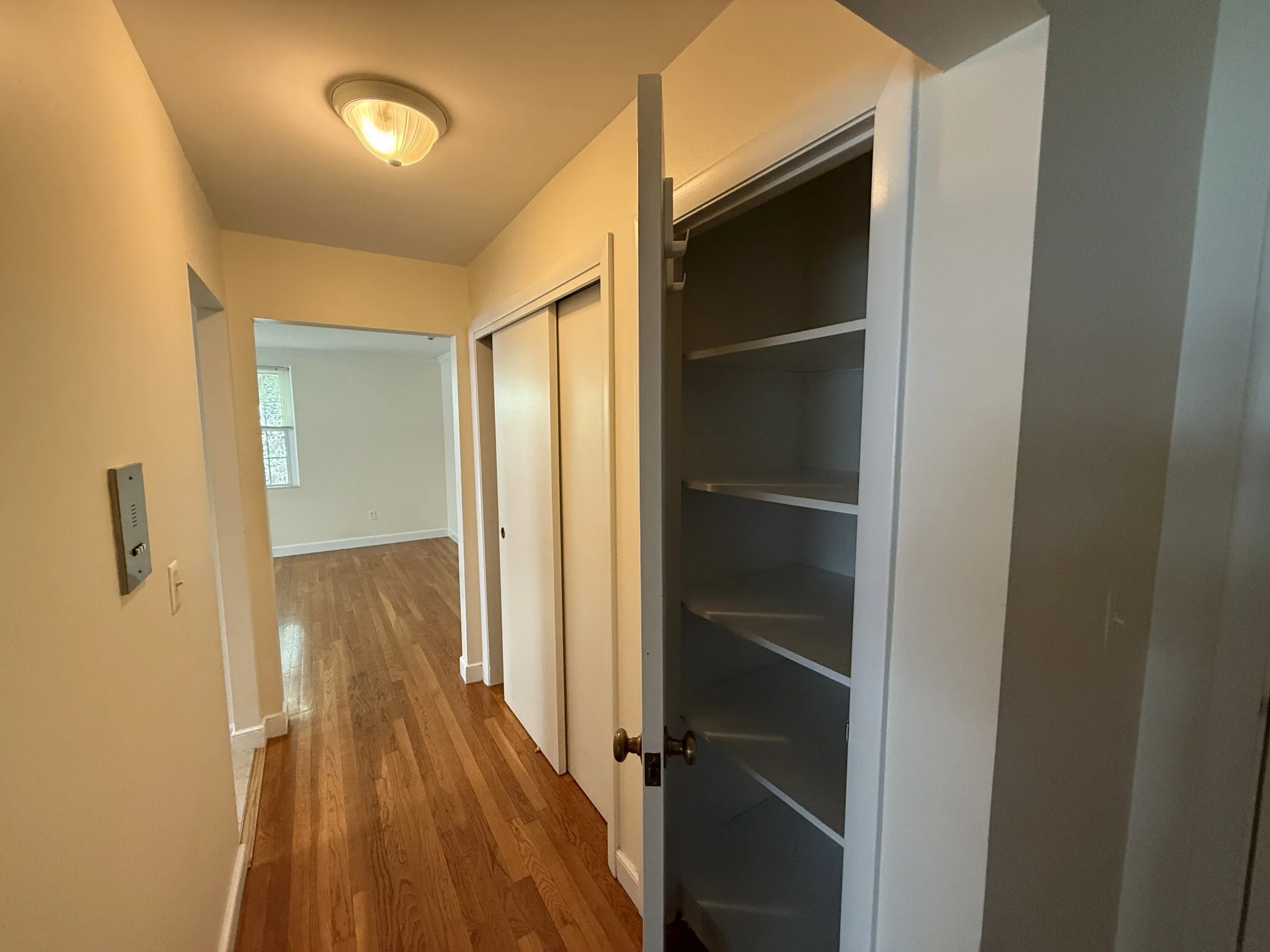 1 bed, 1 bath apartment for rent at 11 Captain Parker Arms Unit 15, Lexington — photo 12 of 14