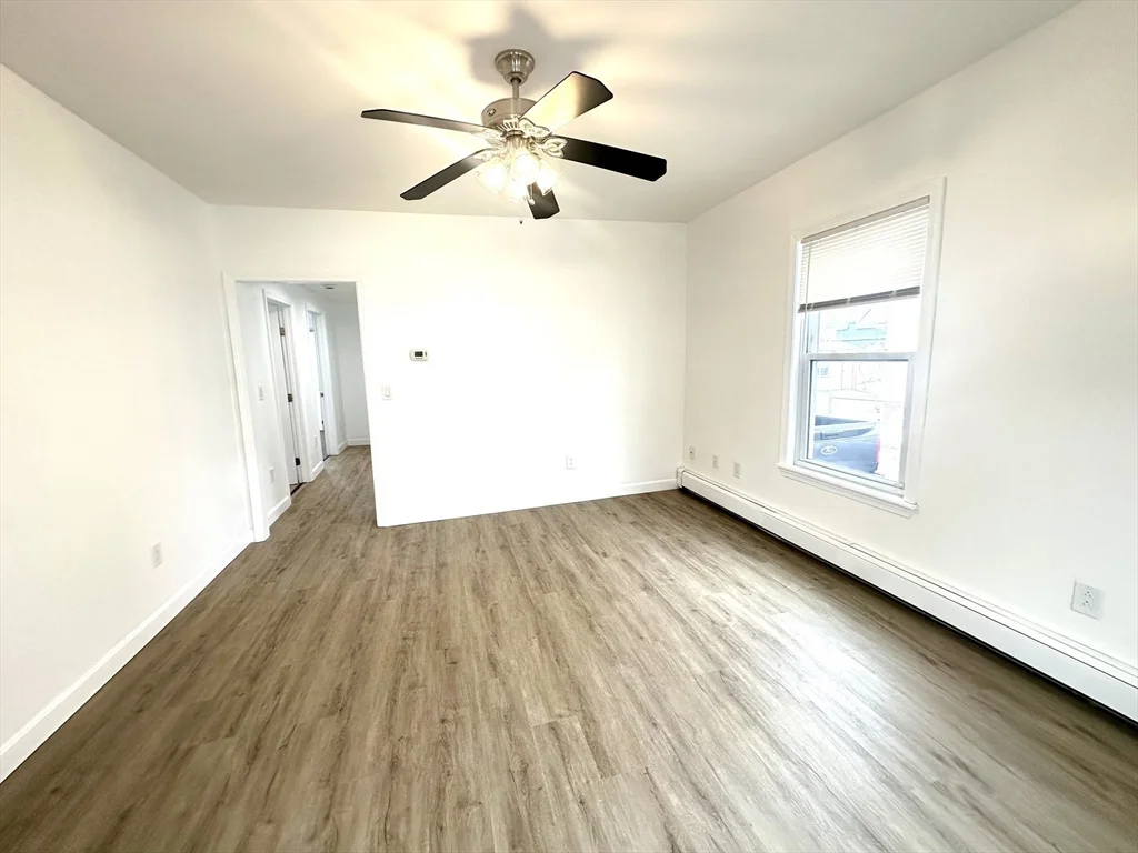 2 bed, 1 bath apartment for rent at 11 Carlton Unit 1, Peabody — photo 5 of 7