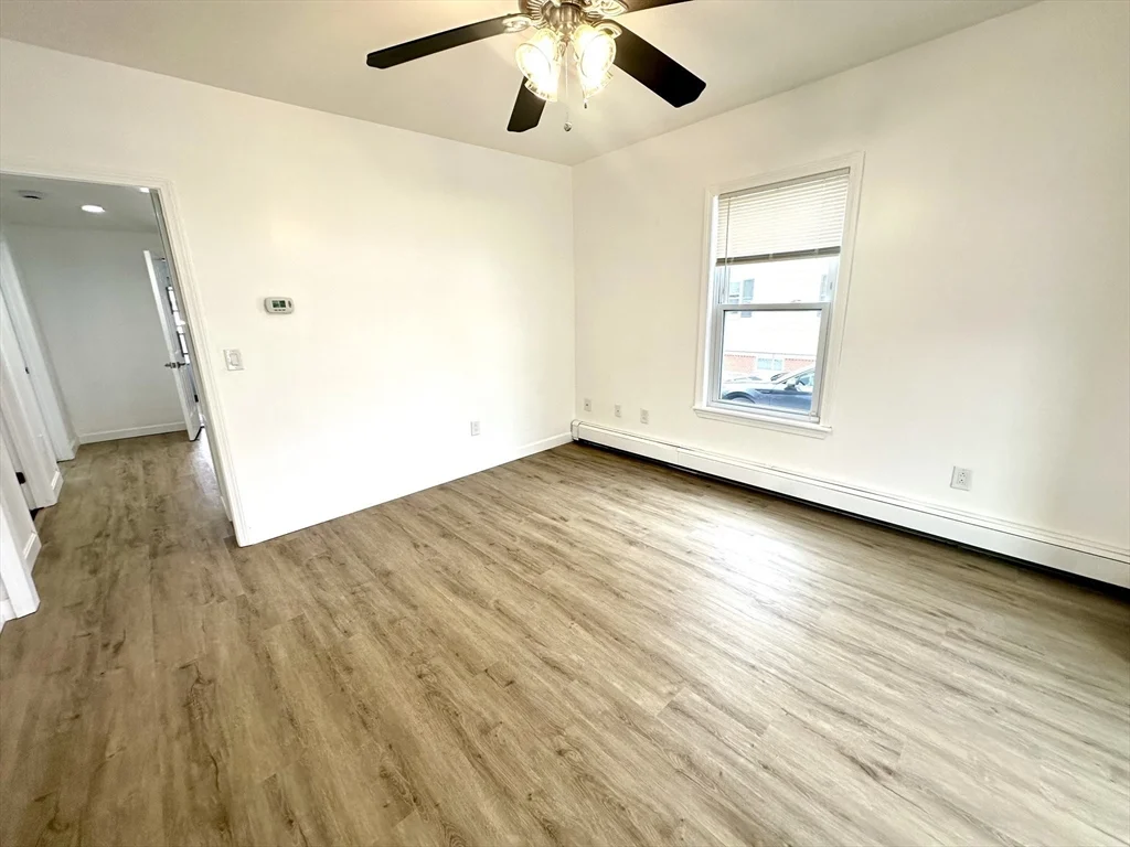2 bed, 1 bath apartment for rent at 11 Carlton Unit 1, Peabody — photo 6 of 7