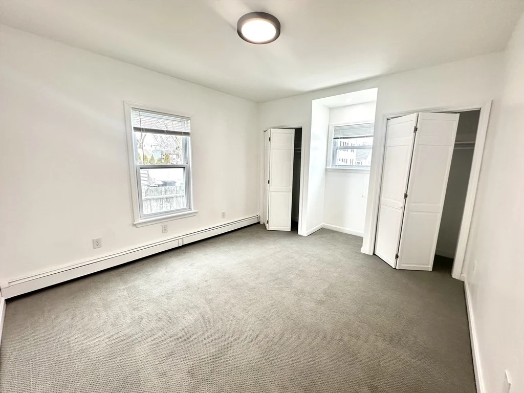 2 bed, 1 bath apartment for rent at 11 Carlton Unit 1, Peabody — photo 4 of 7