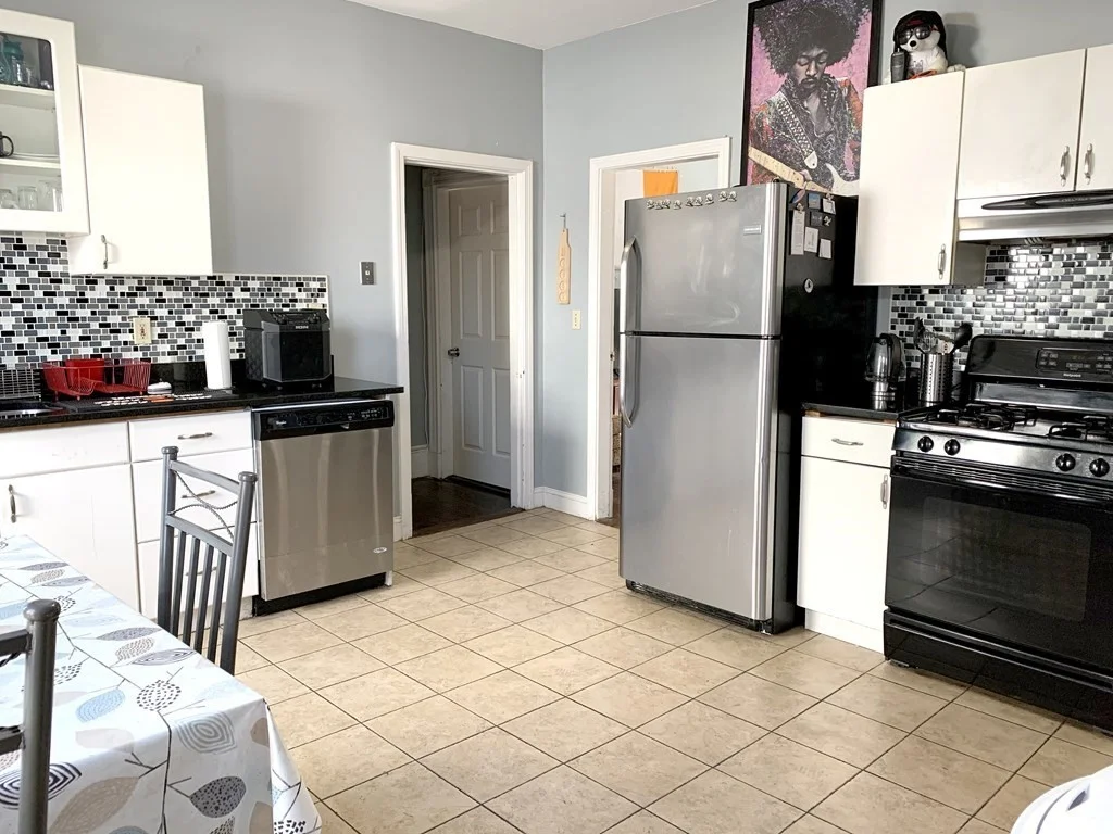 4 bed, 1 bath apartment for rent at 11 Carmel St Unit 3, Mission Hill — photo 2 of 9