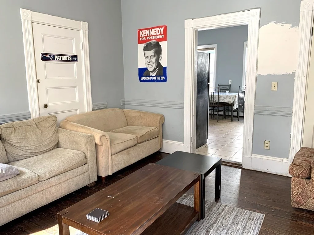 4 bed, 1 bath apartment for rent at 11 Carmel St Unit 3, Mission Hill