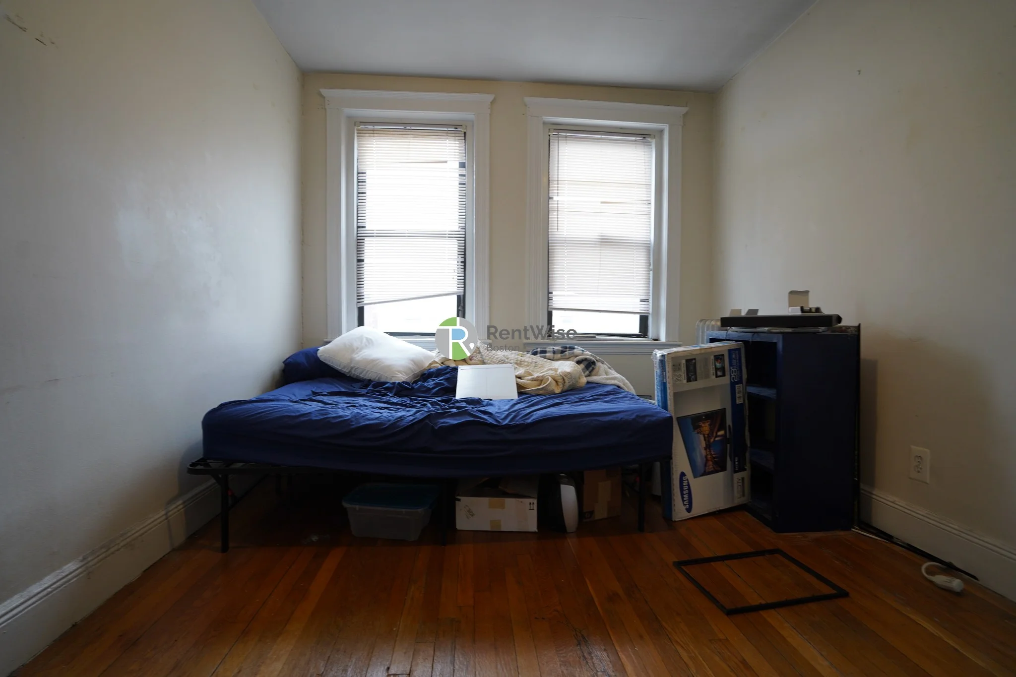 2 bed, 1 bath apartment for rent at 11 Carol Ave Unit 11, Brighton — photo 9 of 13