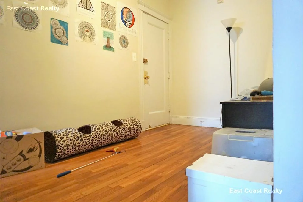 2 bed, 1 bath apartment for rent at 11 Carol Ave Unit 3, Brighton — photo 13 of 13