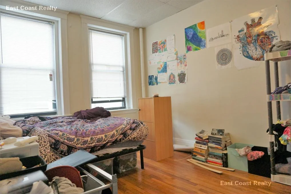 2 bed, 1 bath apartment for rent at 11 Carol Ave Unit 3, Brighton — photo 8 of 13