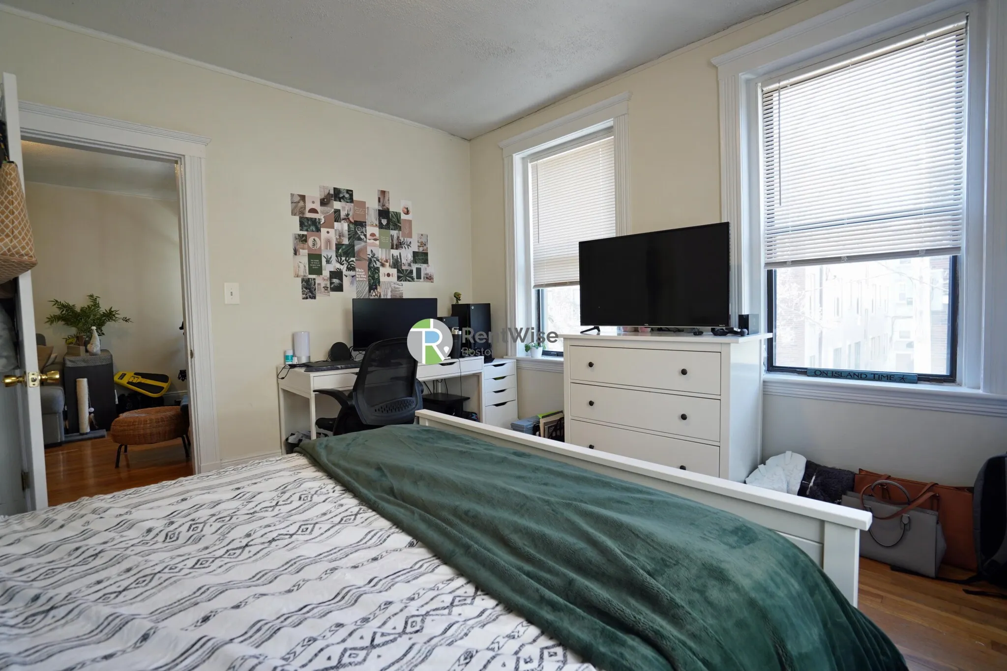 2 bed, 1 bath apartment for rent at 11 Carol Ave Unit 5, Brighton — photo 37 of 40