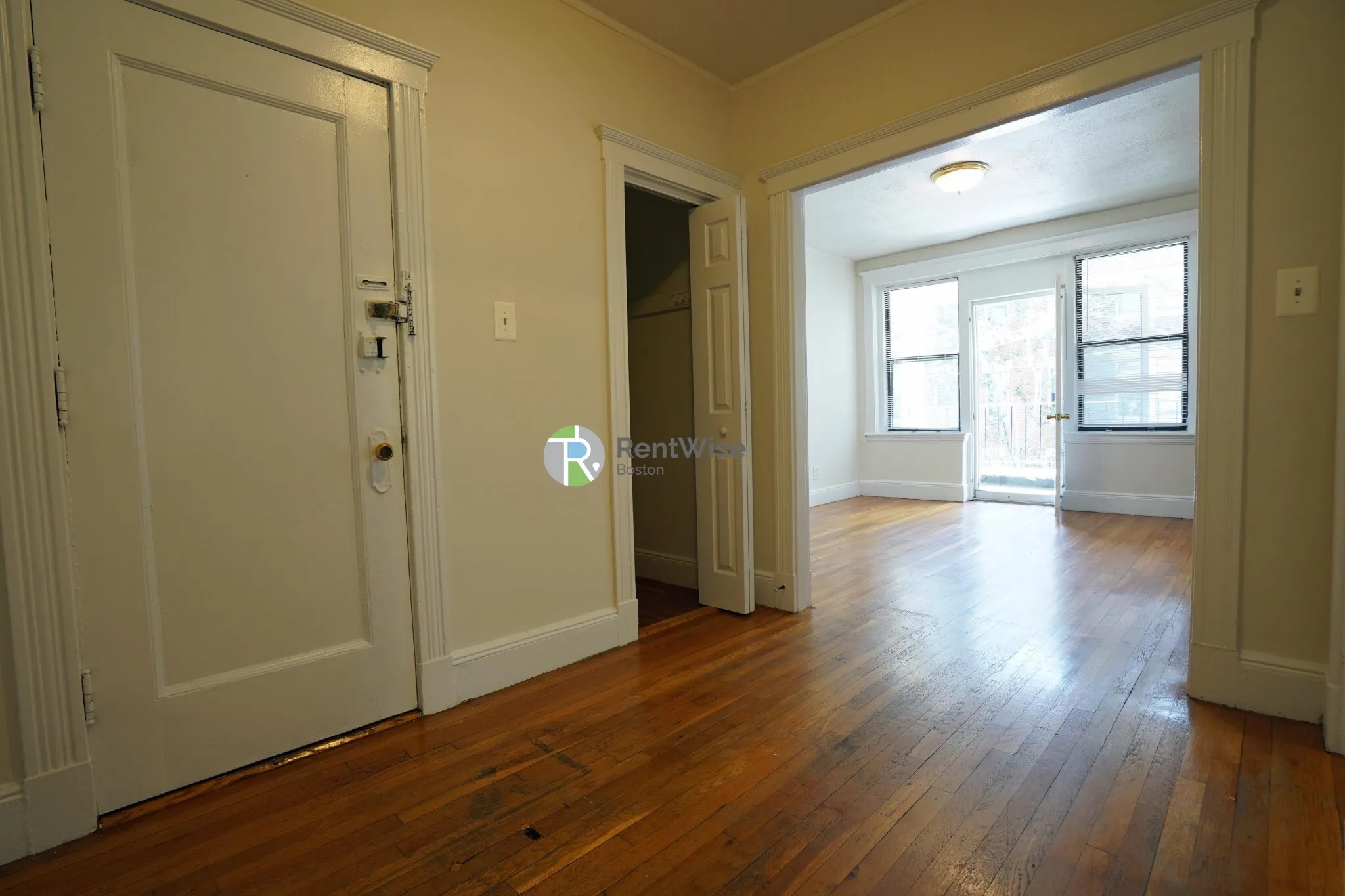 2 bed, 1 bath apartment for rent at 11 Carol Ave Unit 5, Brighton — photo 7 of 40