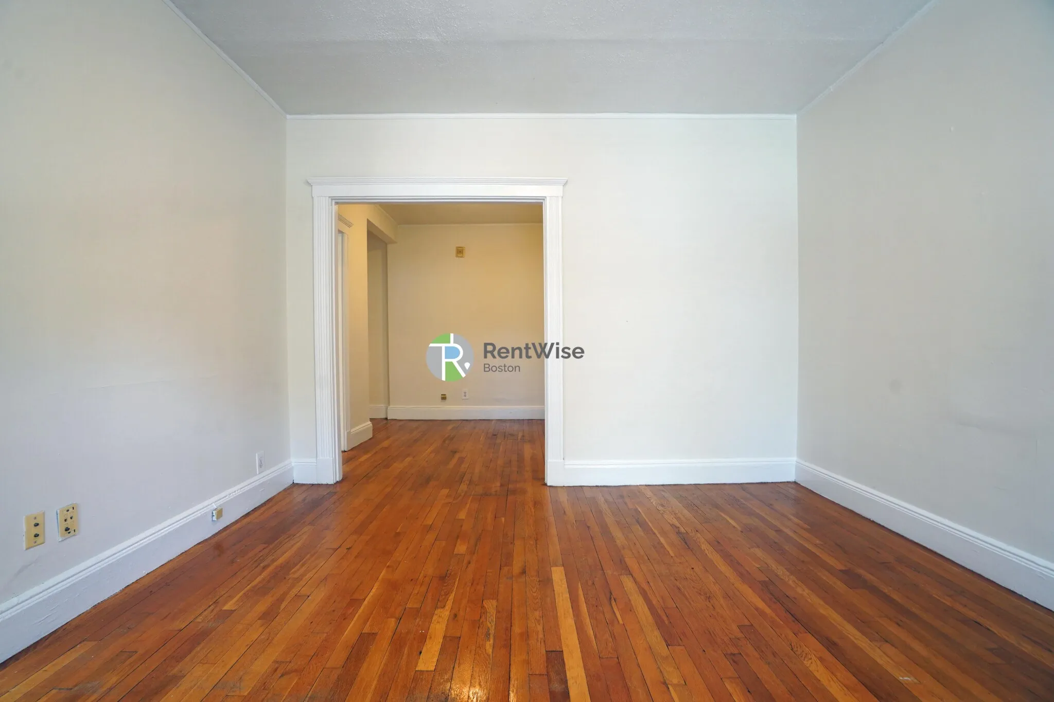 2 bed, 1 bath apartment for rent at 11 Carol Ave Unit 5, Brighton — photo 2 of 40